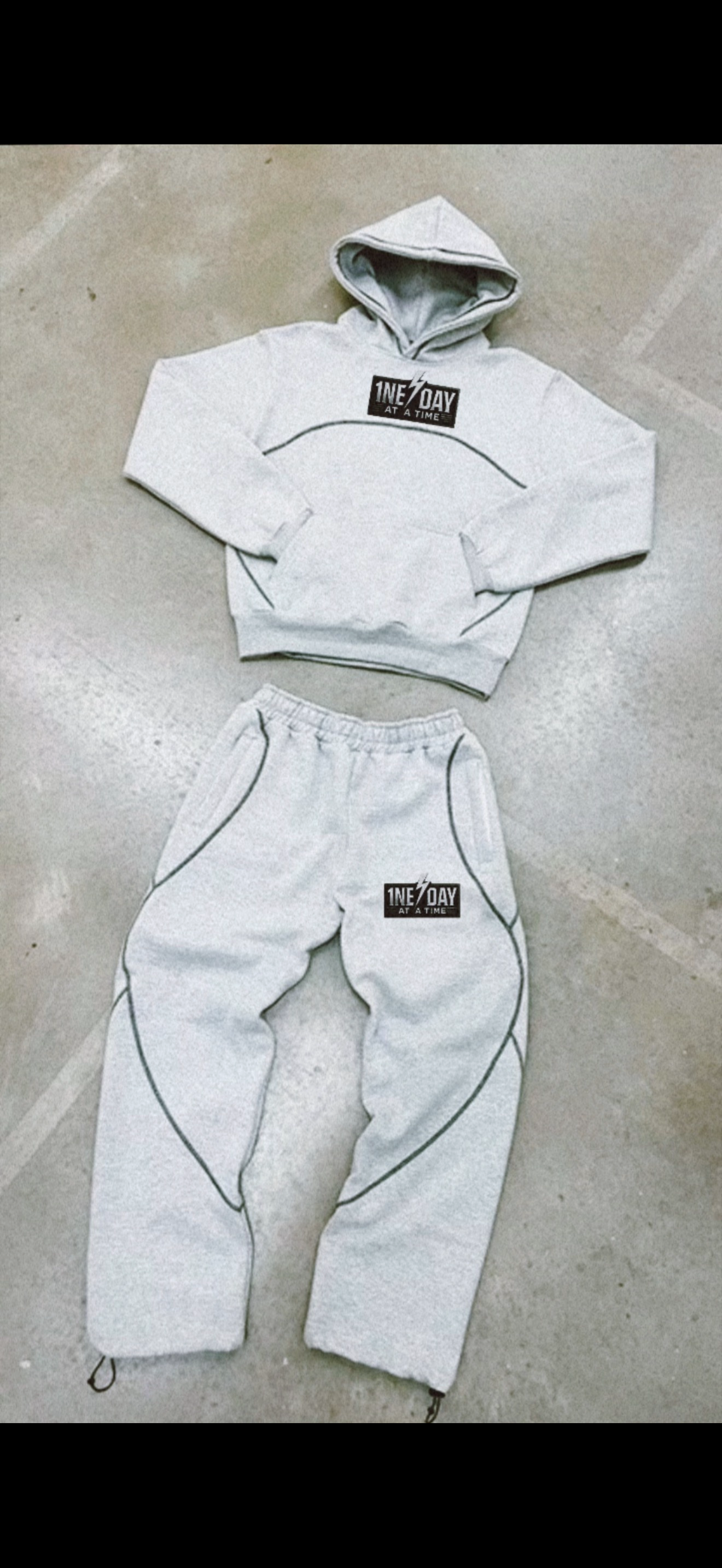 FOUNDATION TRACKSUIT